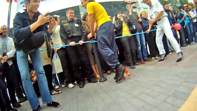 Забег на шпильках 2011 смотреть онлайн