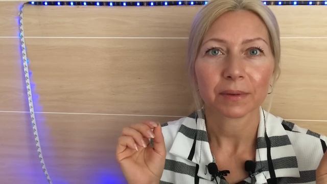 АСМР Что в моей Сумочке и Косметичке?. Шёпот. смотреть онлайн