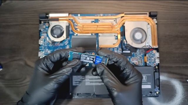فتح و تطويراللابتوب ام اس اي برافو /Upgrade MSI Bravo 15 Rtx 4060 смотреть онлайн