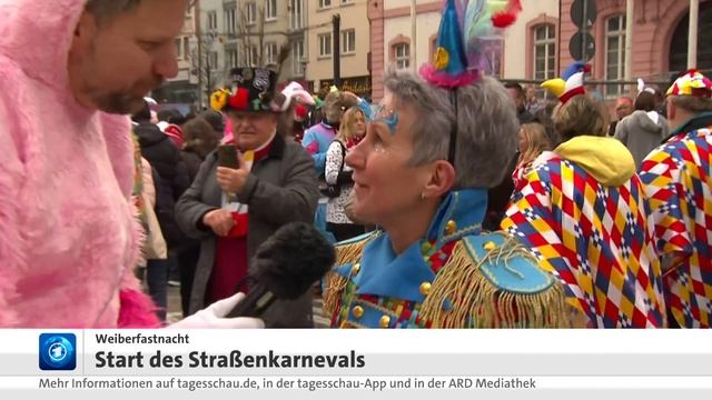 Weiberfastnacht: Start des Straßenkarnevals смотреть онлайн