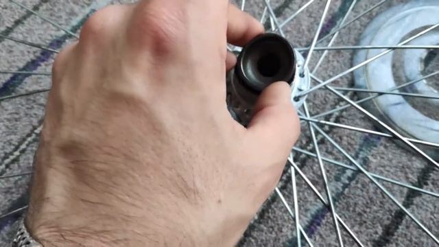 Как Исправить Шатающеюся Чашку Втулки велосипедного колеса смотреть онлайн