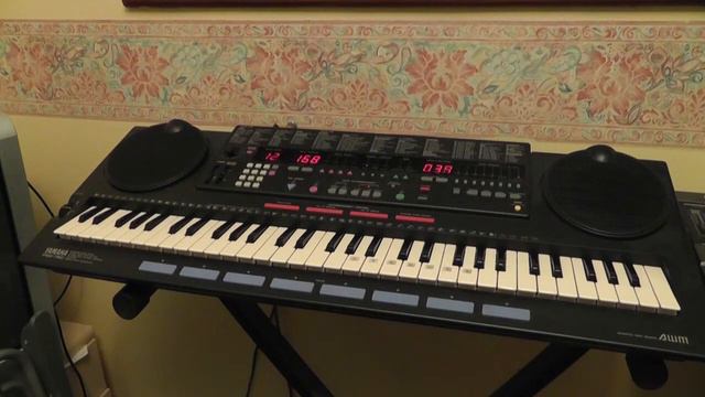 YAMAHA PSS-790 SEQUENCER TRACK смотреть онлайн