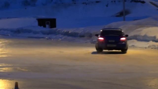 Зима 2019. Экстремальное вождение на льду. смотреть онлайн