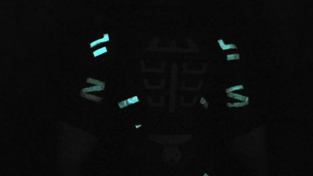 Why do Toys Glow in the Dark? Who invented Glowing Toys? смотреть онлайн