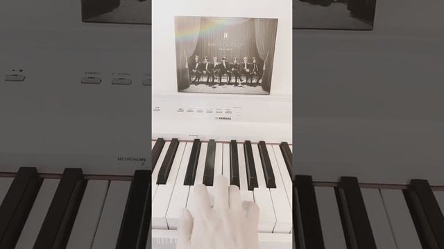 【BTS】Your eyes tell piano ver. смотреть онлайн