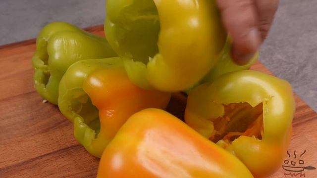 Фаршированные перцы - простой и вкусный рецепт. Начинка получается всегда очень сочной смотреть онлайн