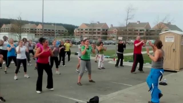 Zumba Fitness Core - Instructor Heroes смотреть онлайн