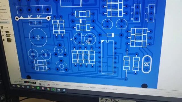 Зарядка "Качелі" з сайту Радіокот смотреть онлайн