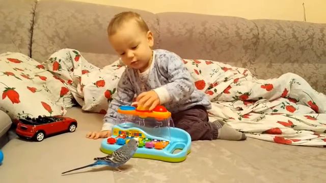 Кирюша и Мишаня играют смотреть онлайн