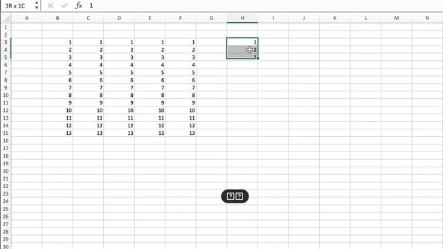 Excel Tips - Flash Fill [Mac] смотреть онлайн