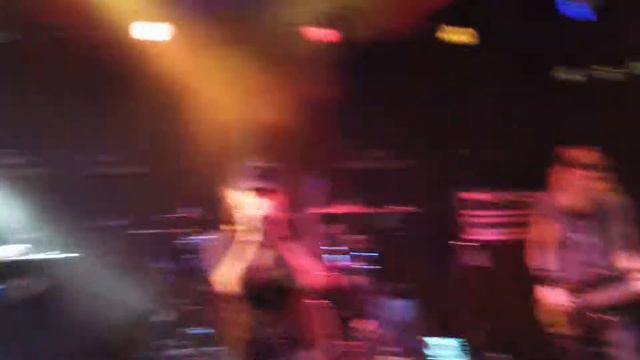 KROKUS - Winning Man - 05/05/15 - Las Vegas - Count's Vamp'd смотреть онлайн