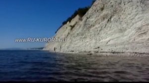 Дикий пляж в Дивноморске.