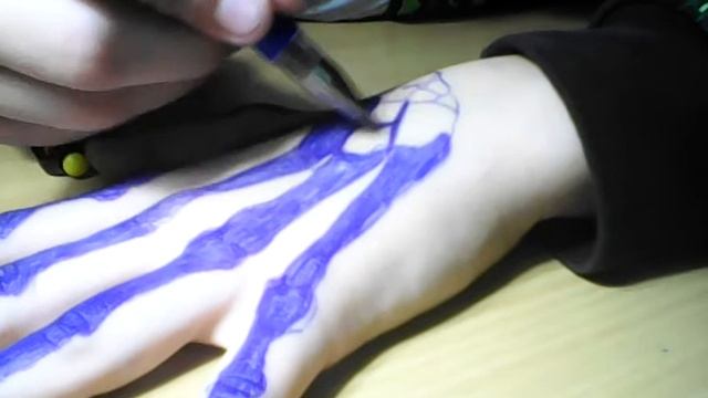 ?? Как нарисовать кость на руке смотреть онлайн