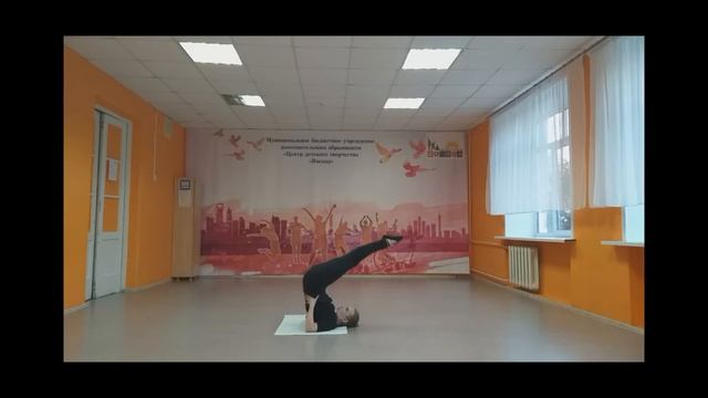 ПДО Севостьянова Ю.А.Освоение элементарных танцевальных движений. Подскоки, виды бега по диагонали смотреть онлайн