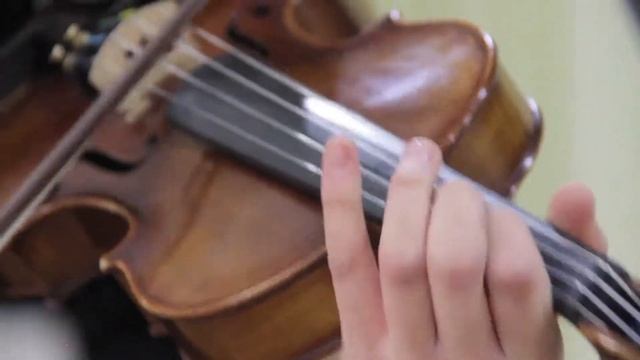 Соната для скрипки - часть 3 (непрерывное движение) смотреть онлайн