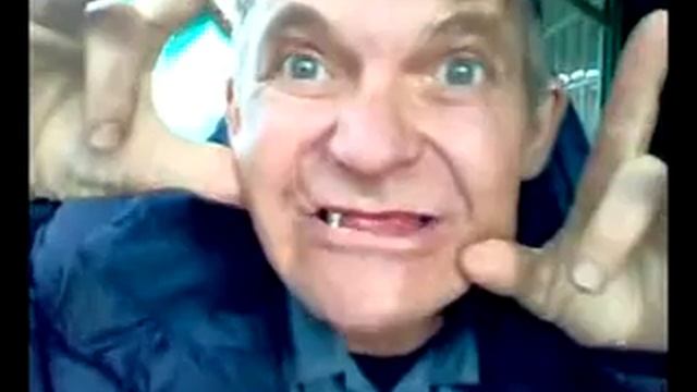 Прикольный дед смотреть онлайн