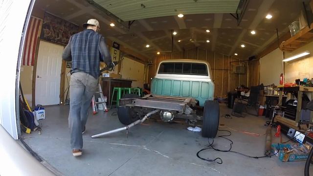 I Cut My Truck In Half! | Chevy C10 ep. 1 смотреть онлайн