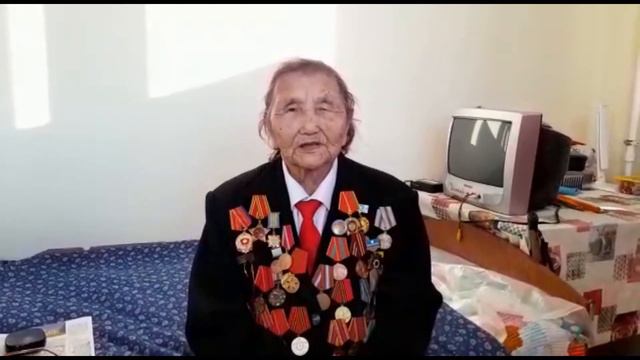 "Дьоһун саастаах Учуутал" смотреть онлайн