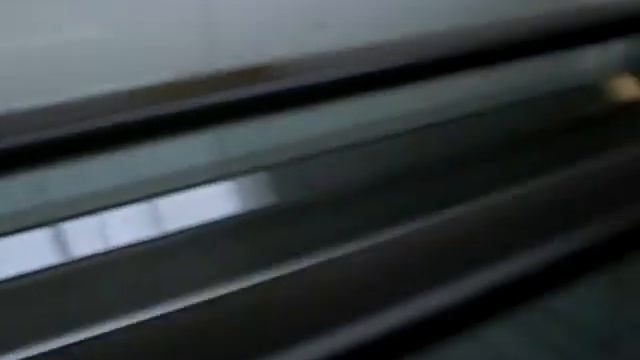 Strange GEYSSEL escalators at Bergisch Gladbach mall in Germany смотреть онлайн