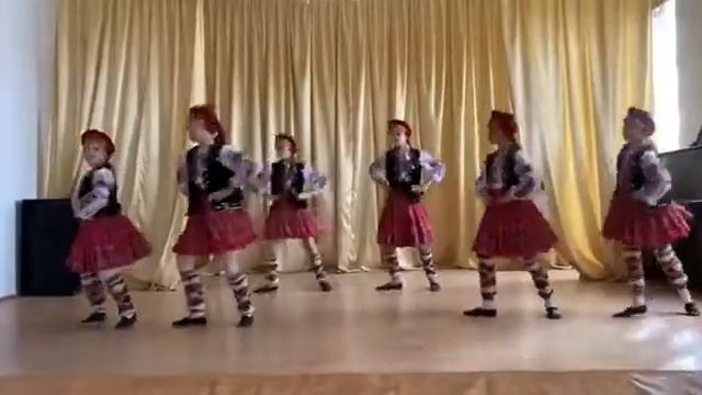 Український народний танець "Бойківська полька" смотреть онлайн