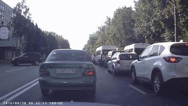 БРЯНСК УЛ. КРАСНОАРМЕЙСКАЯ ДТП смотреть онлайн