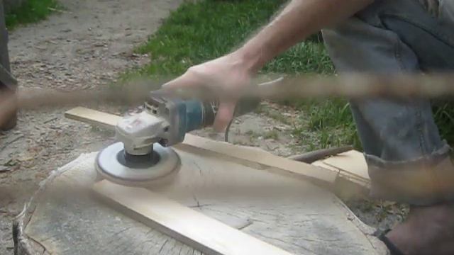 Как шлифовать дерево? Дешевый способ (лепестковый диск) смотреть онлайн