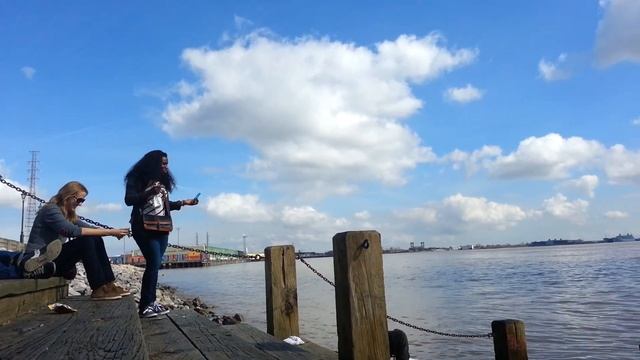 Чувак за деньги прыгает в реку миссисипи! смотреть онлайн