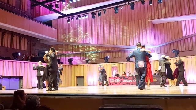 2⁰ día clasificatorias: Ronda 19 "Y suma y sigue" Juan D'arienzo/Alberto Echagüe????Mundial Tango 2 смотреть онлайн