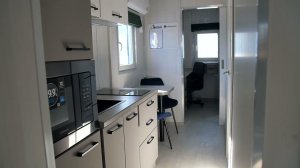 Жилой Вагон-дом "Торос" повышенной комфортности для VIP на шасси