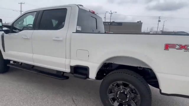 2023 Ford F250 Superduty Walkaround смотреть онлайн