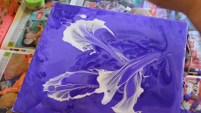 Акриловая заливка с нитками. Acrylic fluid pouring . смотреть онлайн