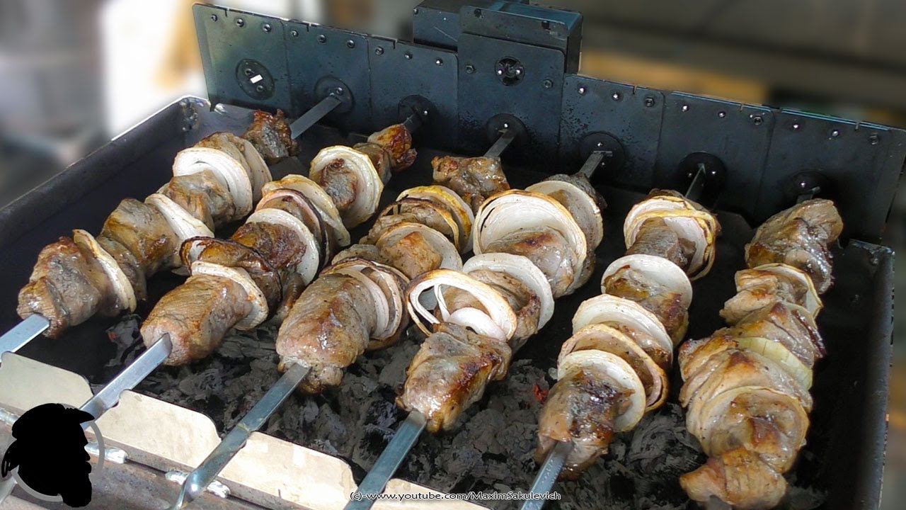 Шашлык который Жарится Сам смотреть онлайн