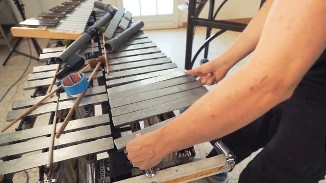 Vibraphone Experiments / Microphone Types - Marble Machine X #96 смотреть онлайн