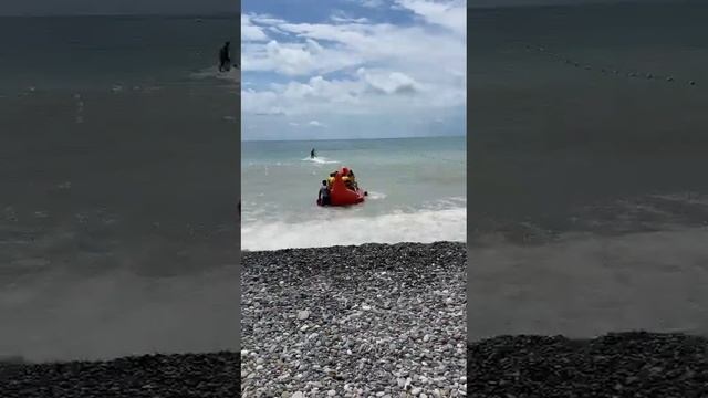 ездила в сочи катание на банане смотреть онлайн
