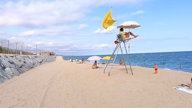Barcelona Beach Walk 2020 at Vilassar de Mar Beach - Spain смотреть онлайн