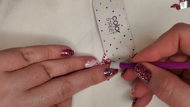How To Apply Pedi Sets to your Finger Nails Two Ways смотреть онлайн