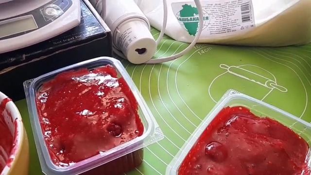 Три кг ягод и пять вкусных заготовок на зиму.Готово!? смотреть онлайн