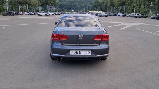 Раздвоенный выхлоп Volkswagen Passat b7 (deikin exhaust) смотреть онлайн