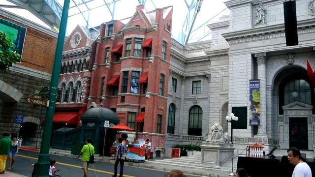 Universal Studios Singapore, New York