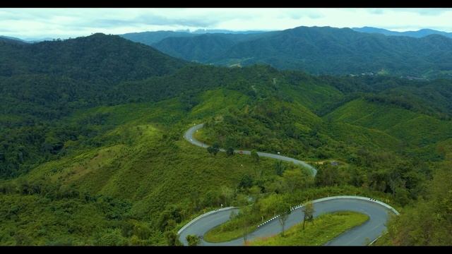 Путешествие на север Таиланда 2020 | Настоящий Таиланд изнутри | Самая живописная провинция - Нан смотреть онлайн
