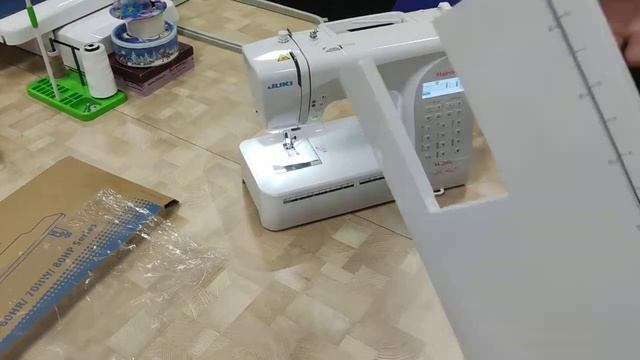 Столик для швейной машины Juki M-200e