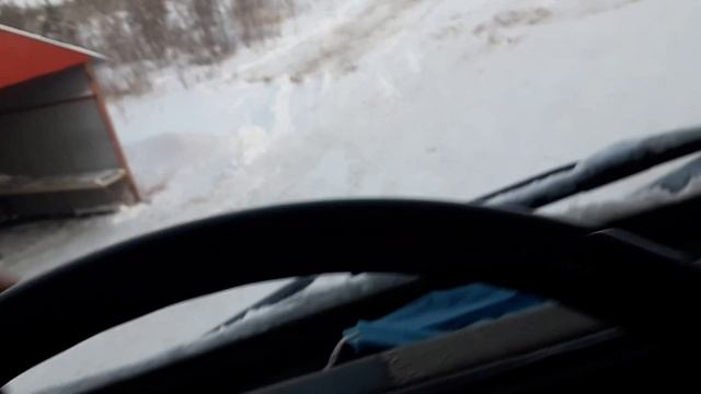 Прихватило ручник на морозе камаз 43118, что делать? Как я с этим борюсь. смотреть онлайн