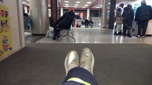 Kaz 12: Бичую на вокзале в Астане - еду в Караганду, Казахстан IRL STREAM 2023 смотреть онлайн