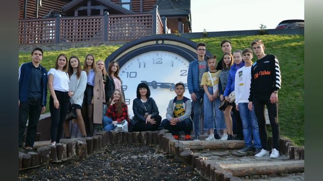 Школьная пора 11А 55 Харьковская гимназия 2020 год смотреть онлайн