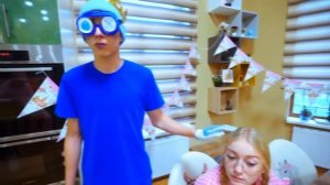 РАДУЖНЫЕ ДРУЗЬЯ СОВСЕМ НЕ ДРУЗЬЯ - МЫ ПОПАЛИ В ИГРУ Rainbow friends || РАДУЖНЫЕ ДРУЗЬЯ #4