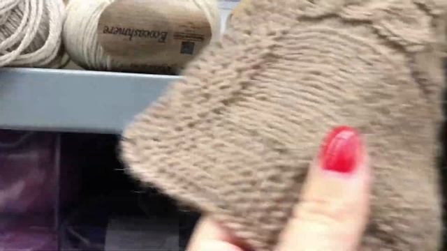 Магазин пряжи в Италии! Сколько стоит один моток ? смотреть онлайн