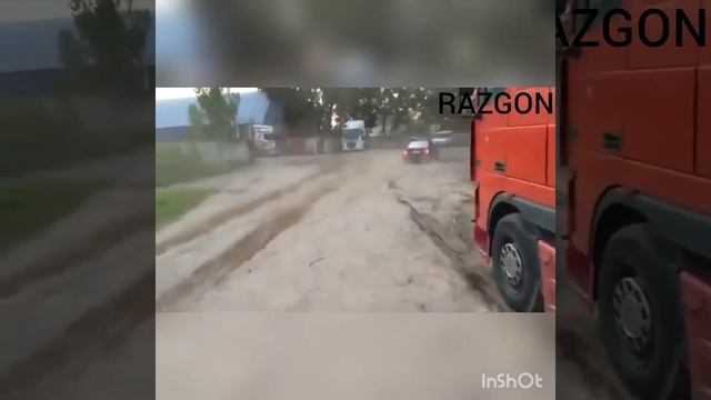 Ауди а8 д2 vs трактор бедная ауди смотреть онлайн