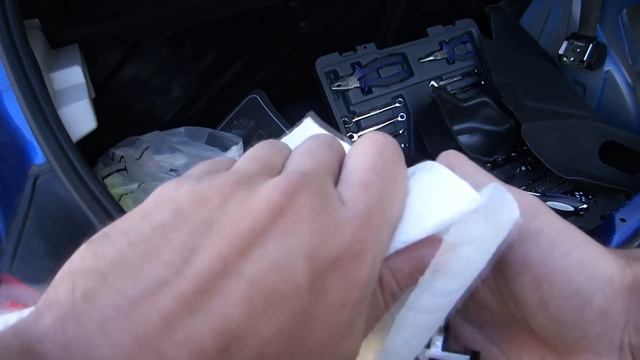 Peugeot 206 + Changer ampoules phares arrières смотреть онлайн