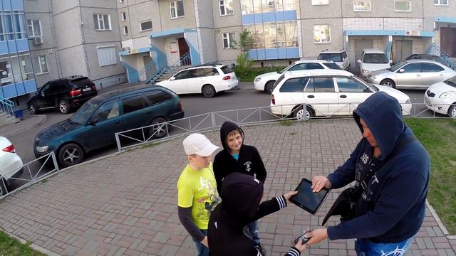 На Павла Дурова напали грабители и попытались отнять телефон (режиссерская версия) смотреть онлайн