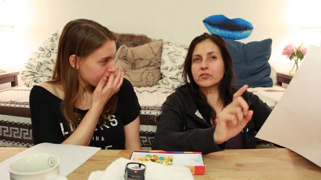 The Bean Boozled Challenge/Newlywed Game смотреть онлайн